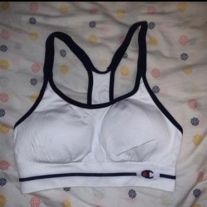 Champion NWOT sports bra